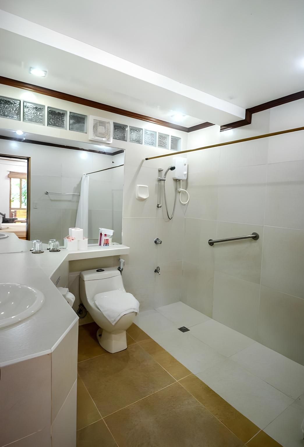 Deluxe Room with Sea View