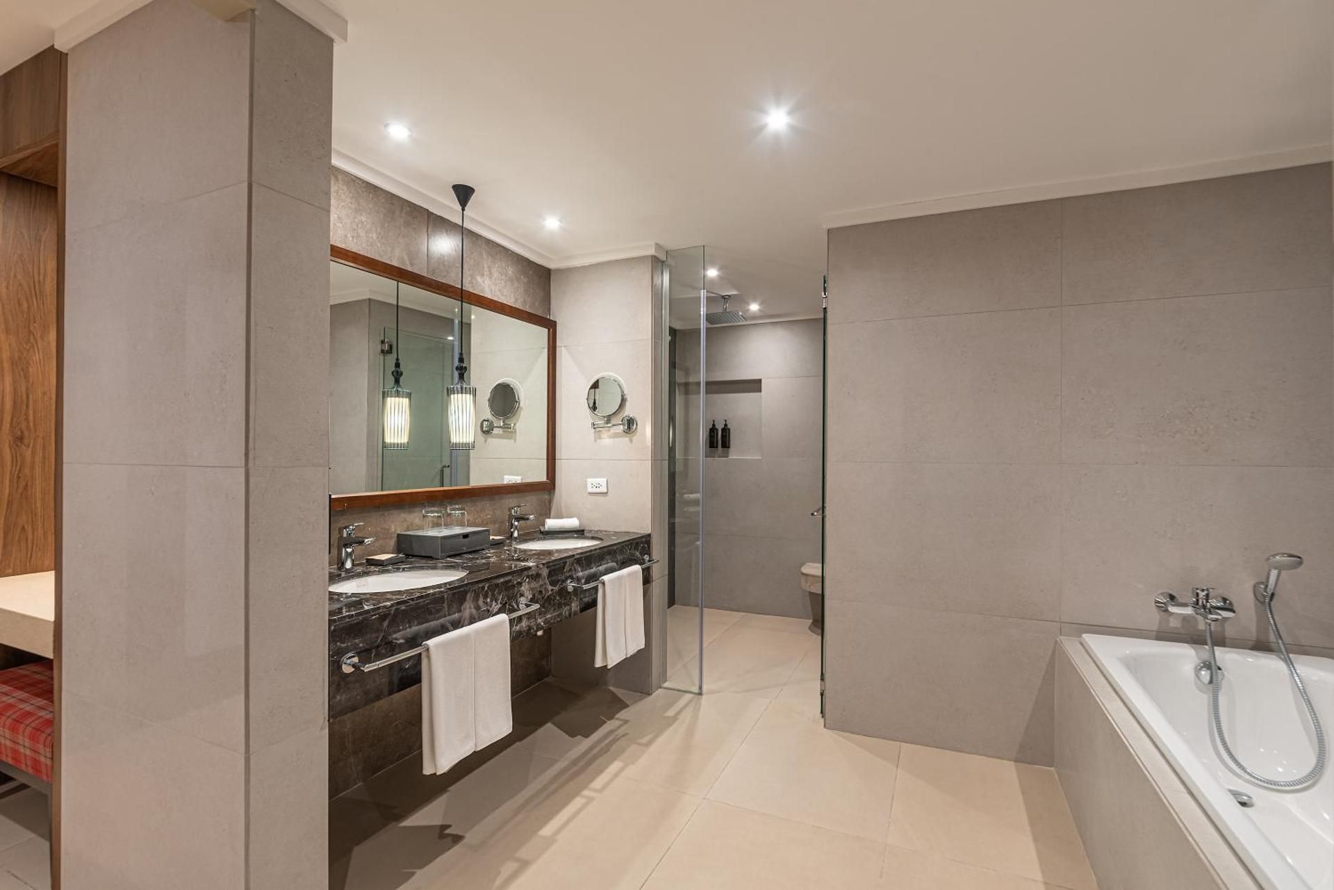 Grand Majestic Suite