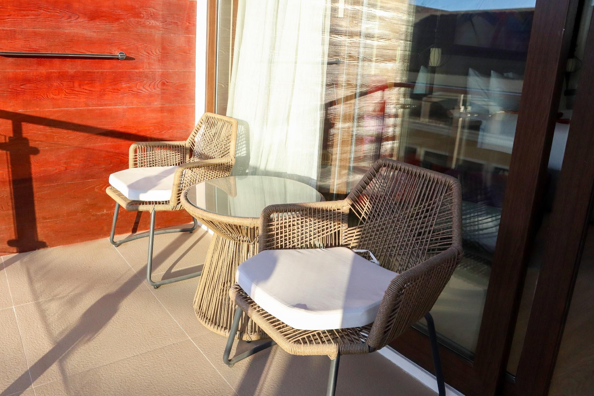 West Premier Deluxe Twin