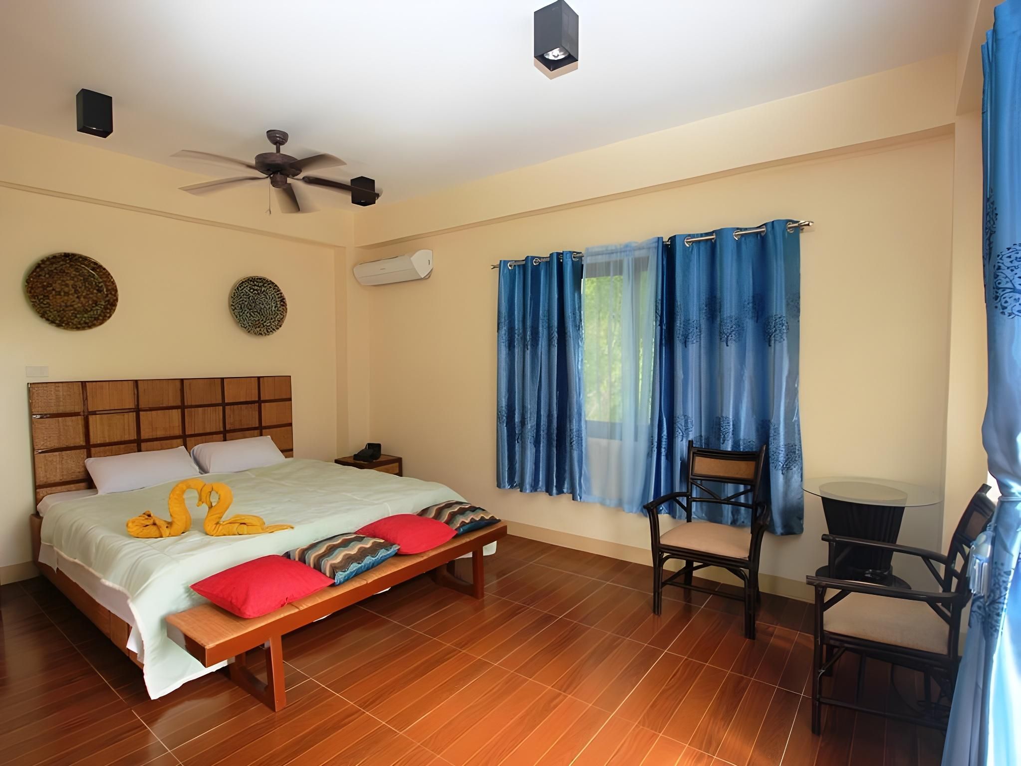 Sulu Sea Boutique Hotel Deluxe Double with Balcony 3