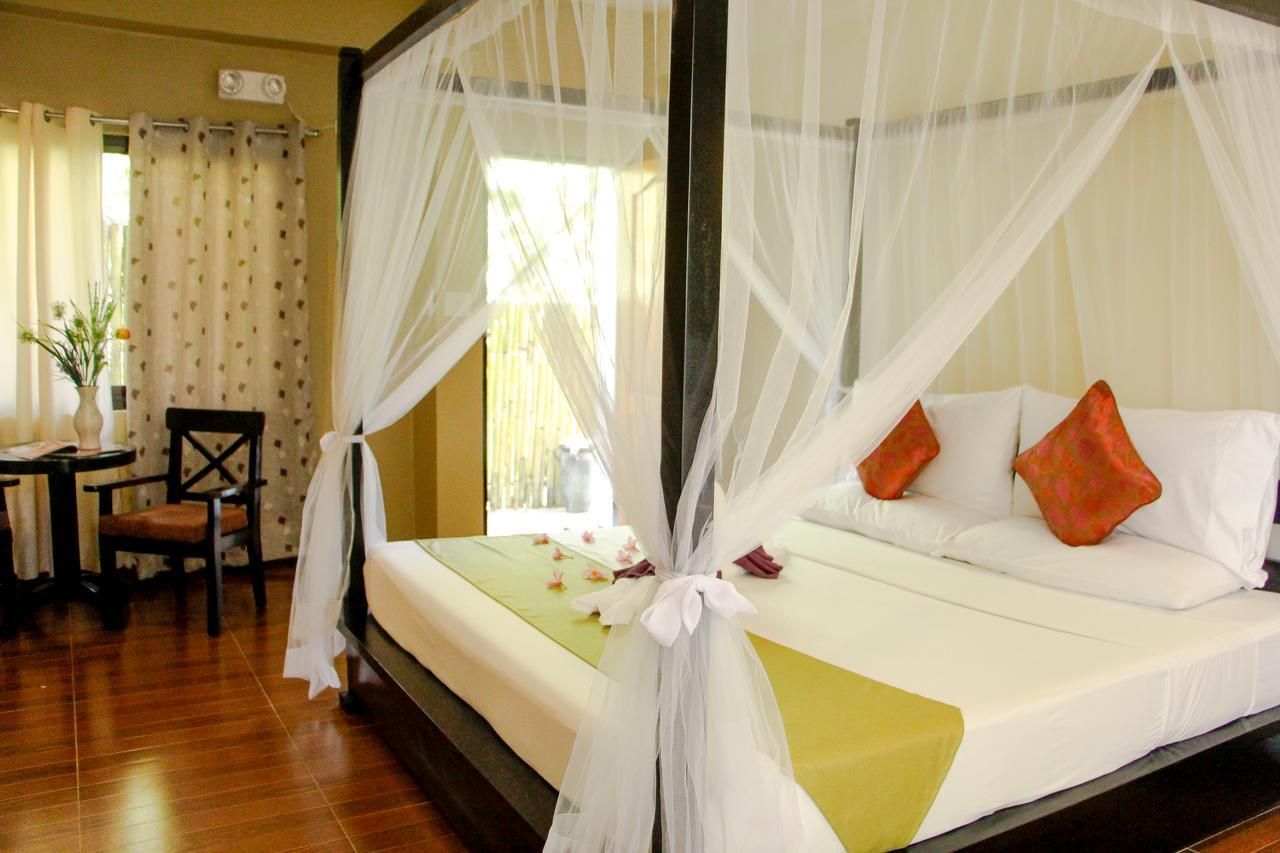 Deluxe Double with Garden