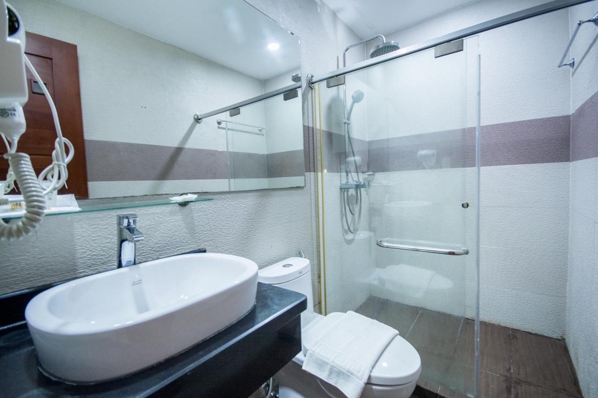 Sur Beach Resort Standard Double Deluxe Room 3