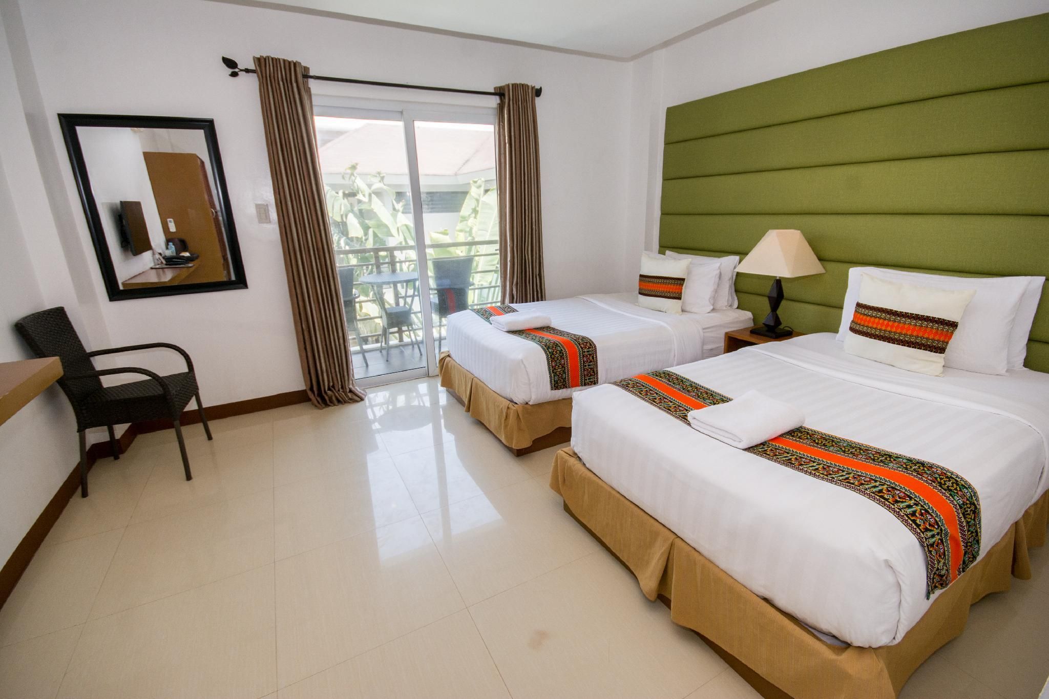 Sur Beach Resort Standard Double Deluxe Room