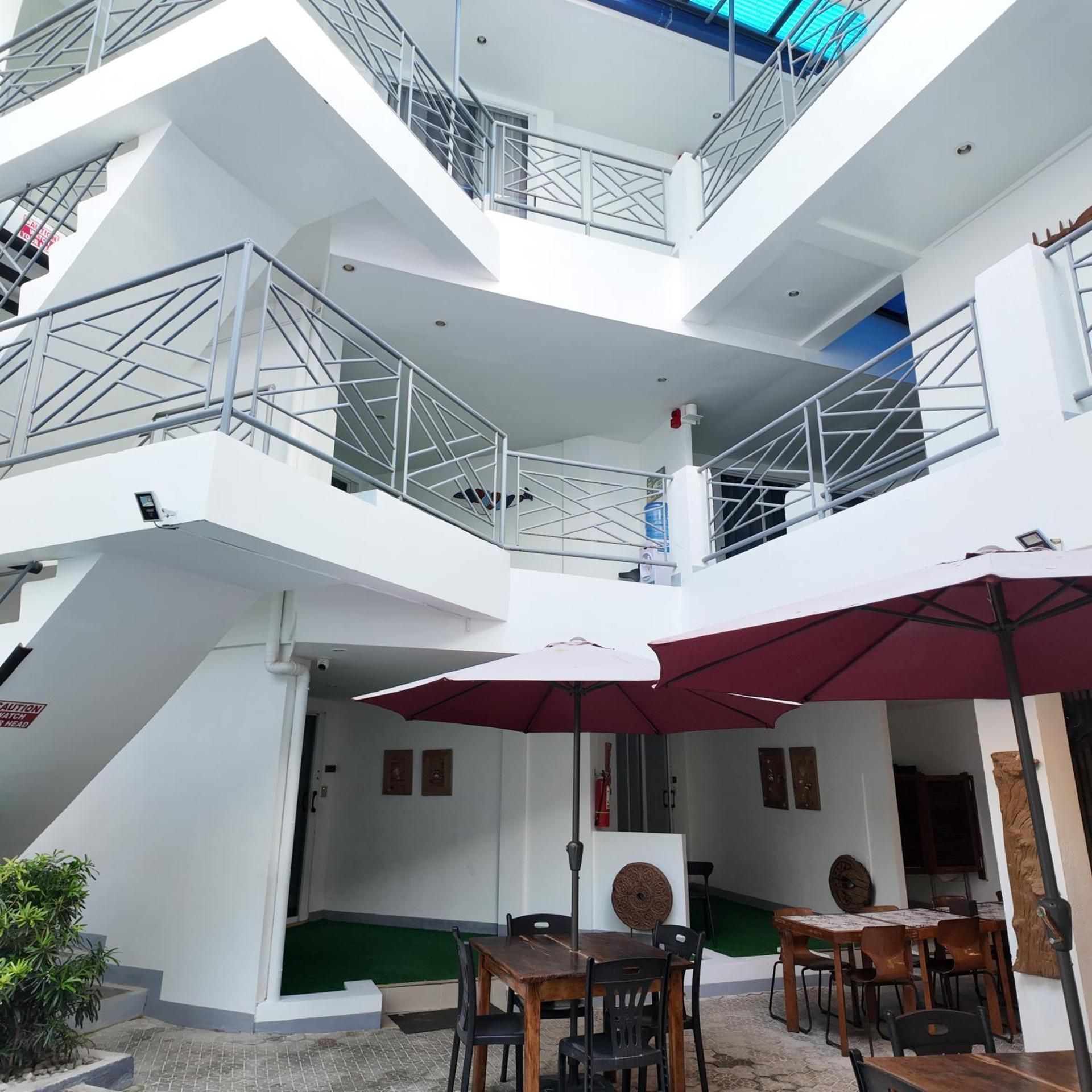 El Puerto Boracay Shore