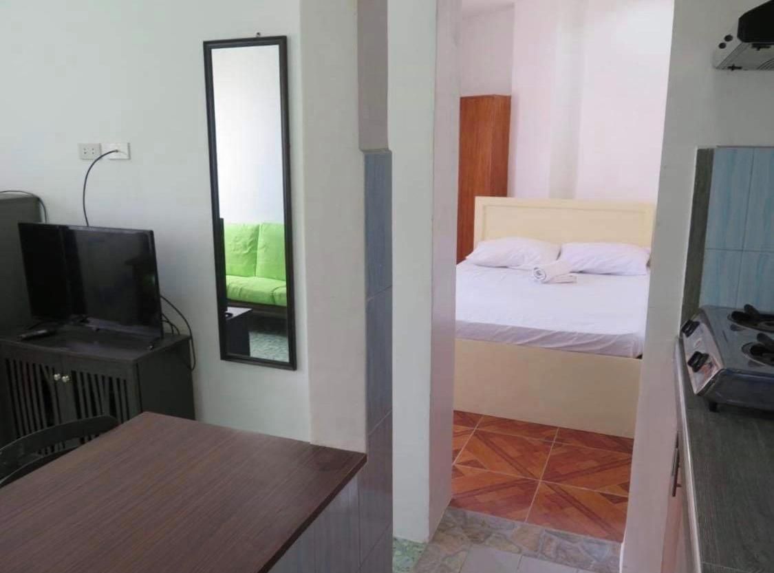 One-Bedroom Apartment - 4th Floor