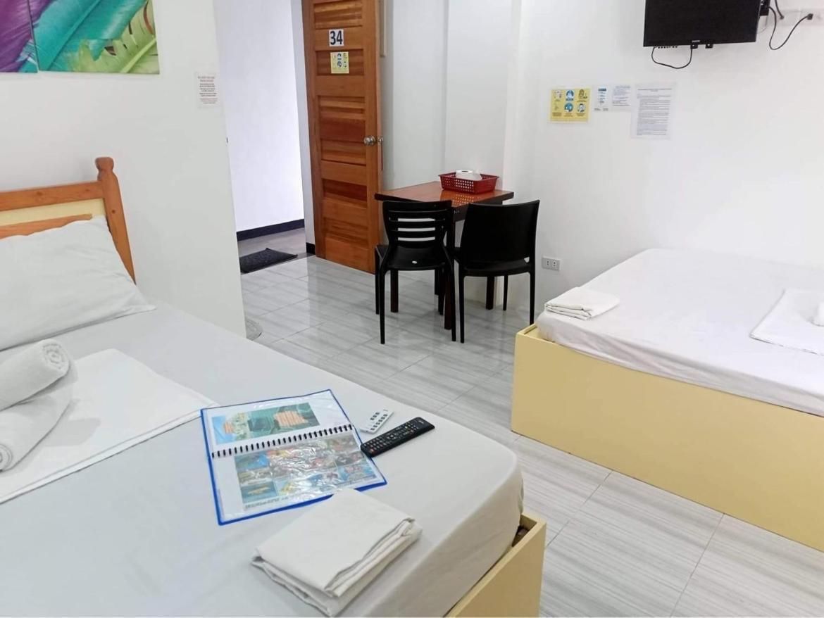 Family Room without Kitchenette