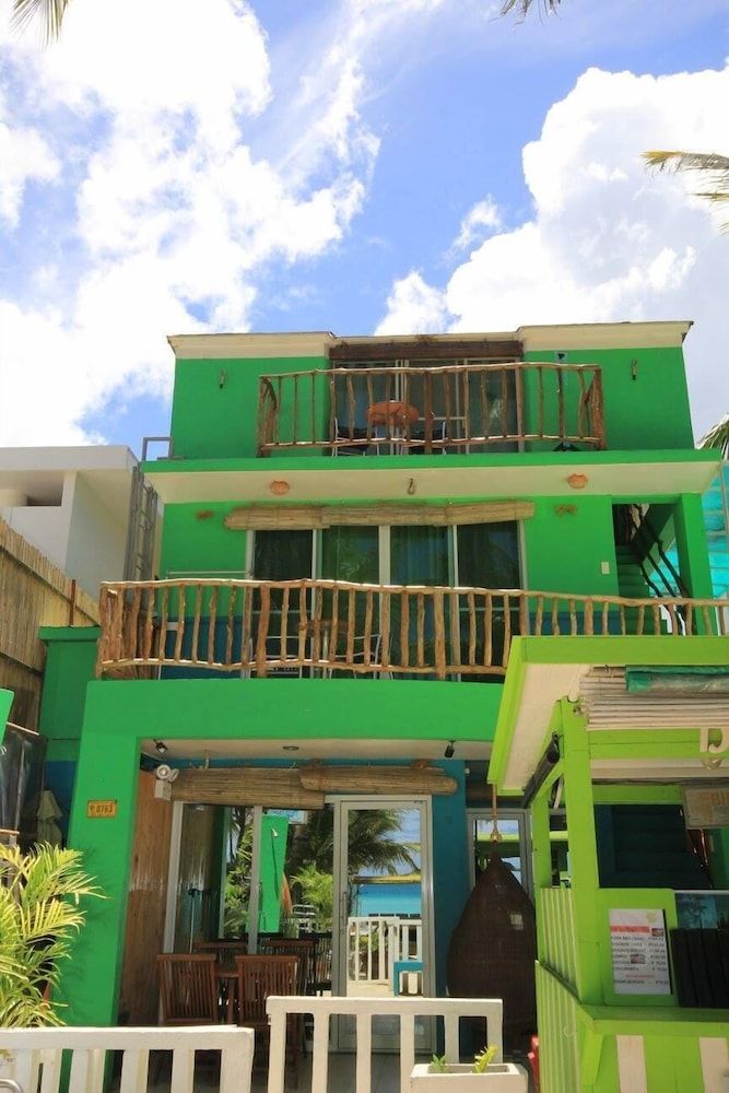 Bluewaves Beach House