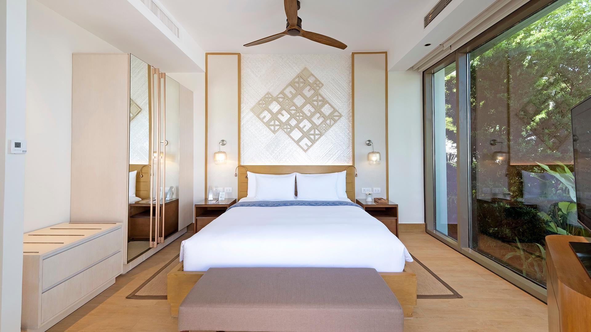 Villa with Round Trip Airport Transfers