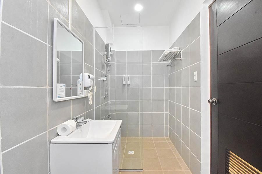 Premium Quadruple Room