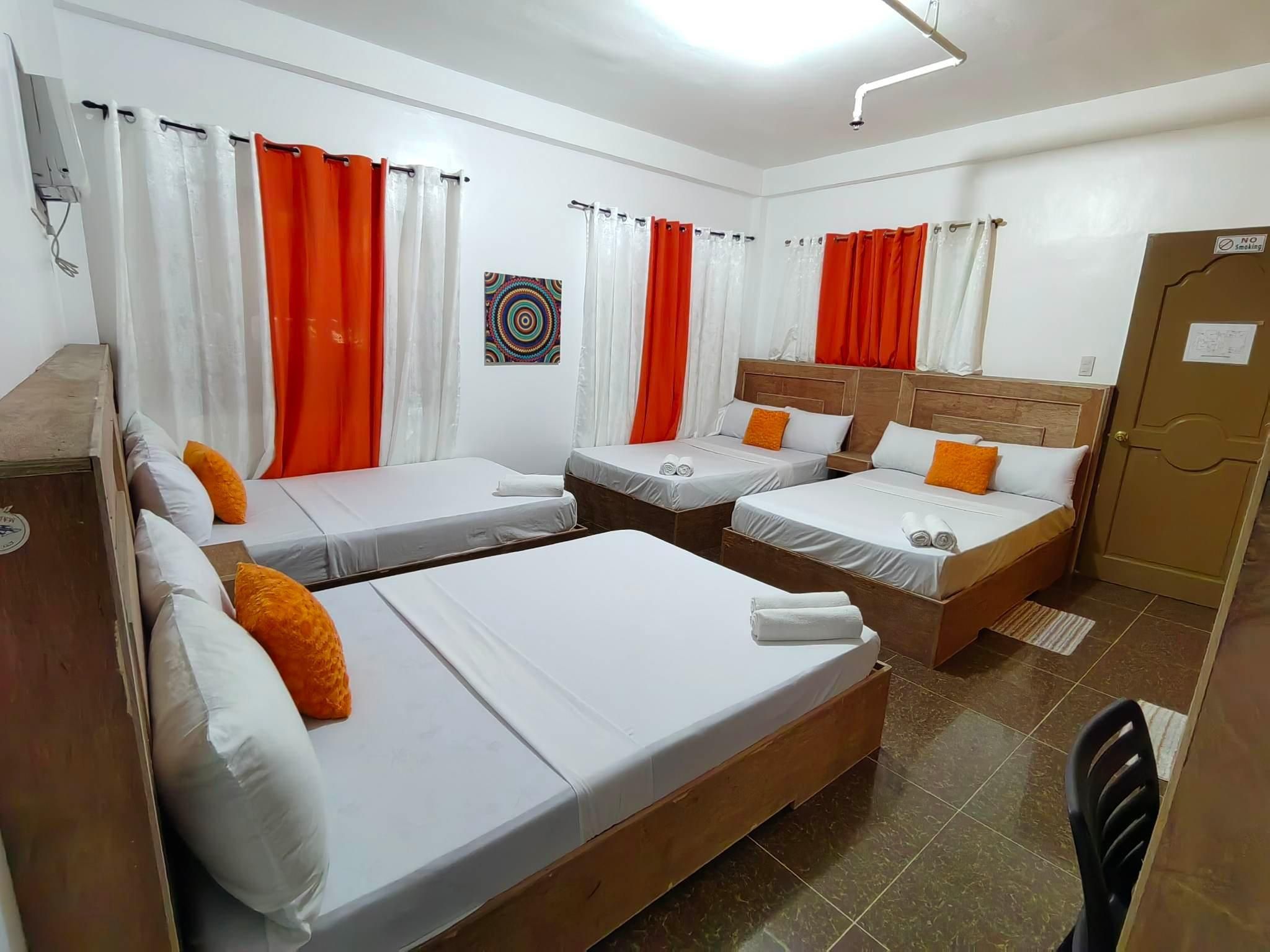 Family Room for 8 People