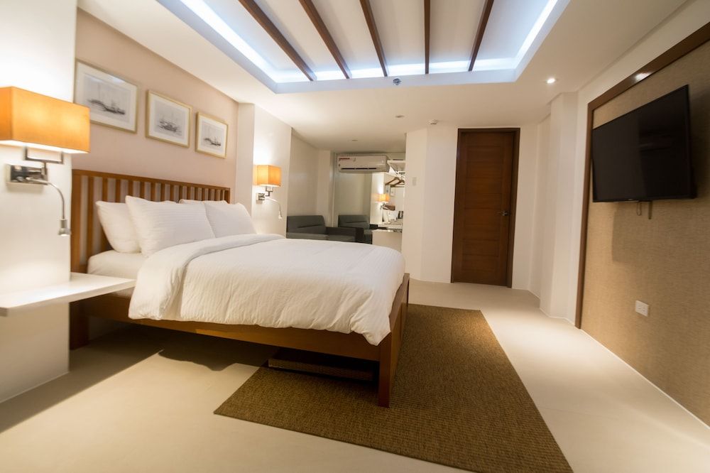 Signature Boracay Blue Grand Suite 5