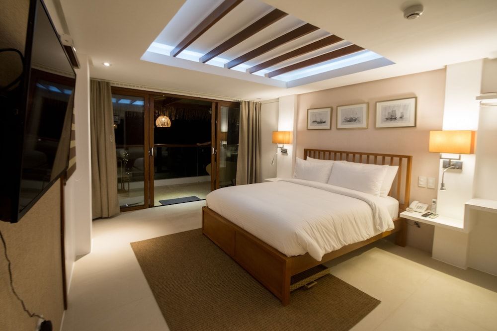 Signature Boracay Blue Grand Suite 4