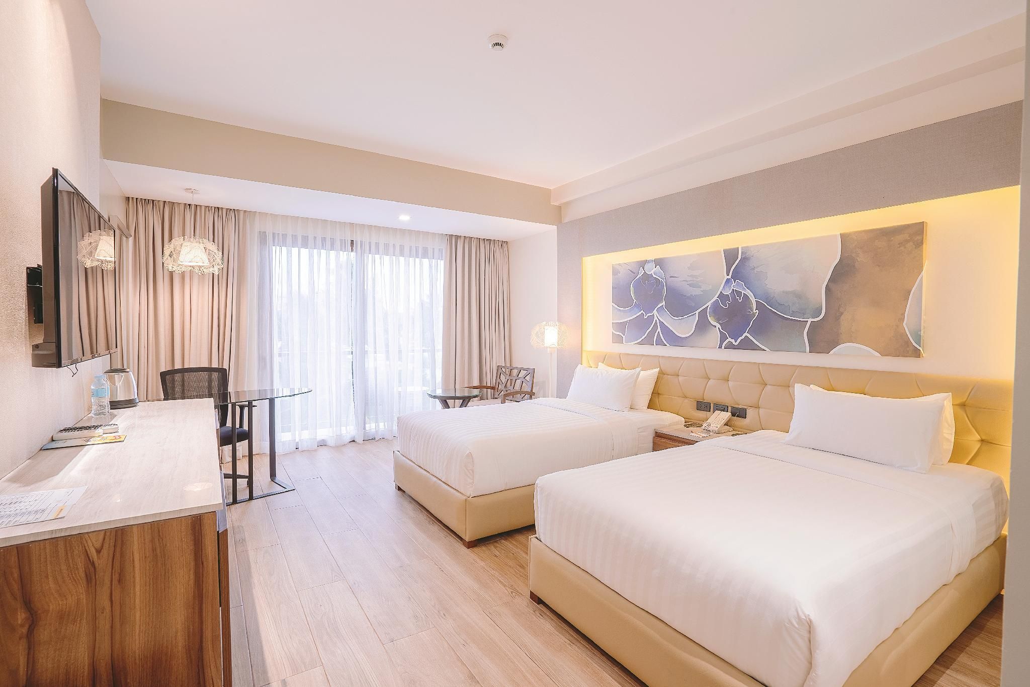Premier Room