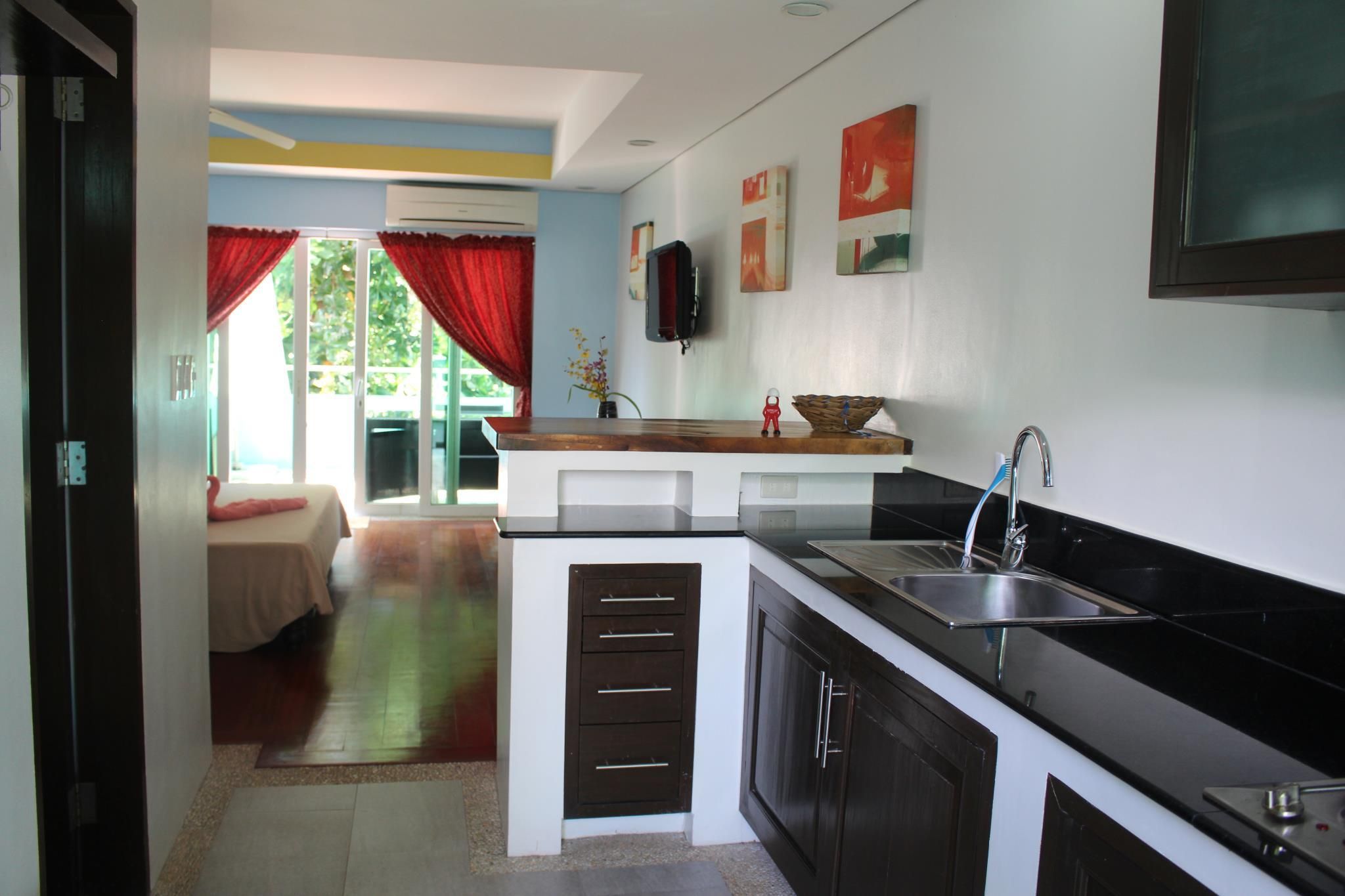 Studio Apartment - 3 Adults