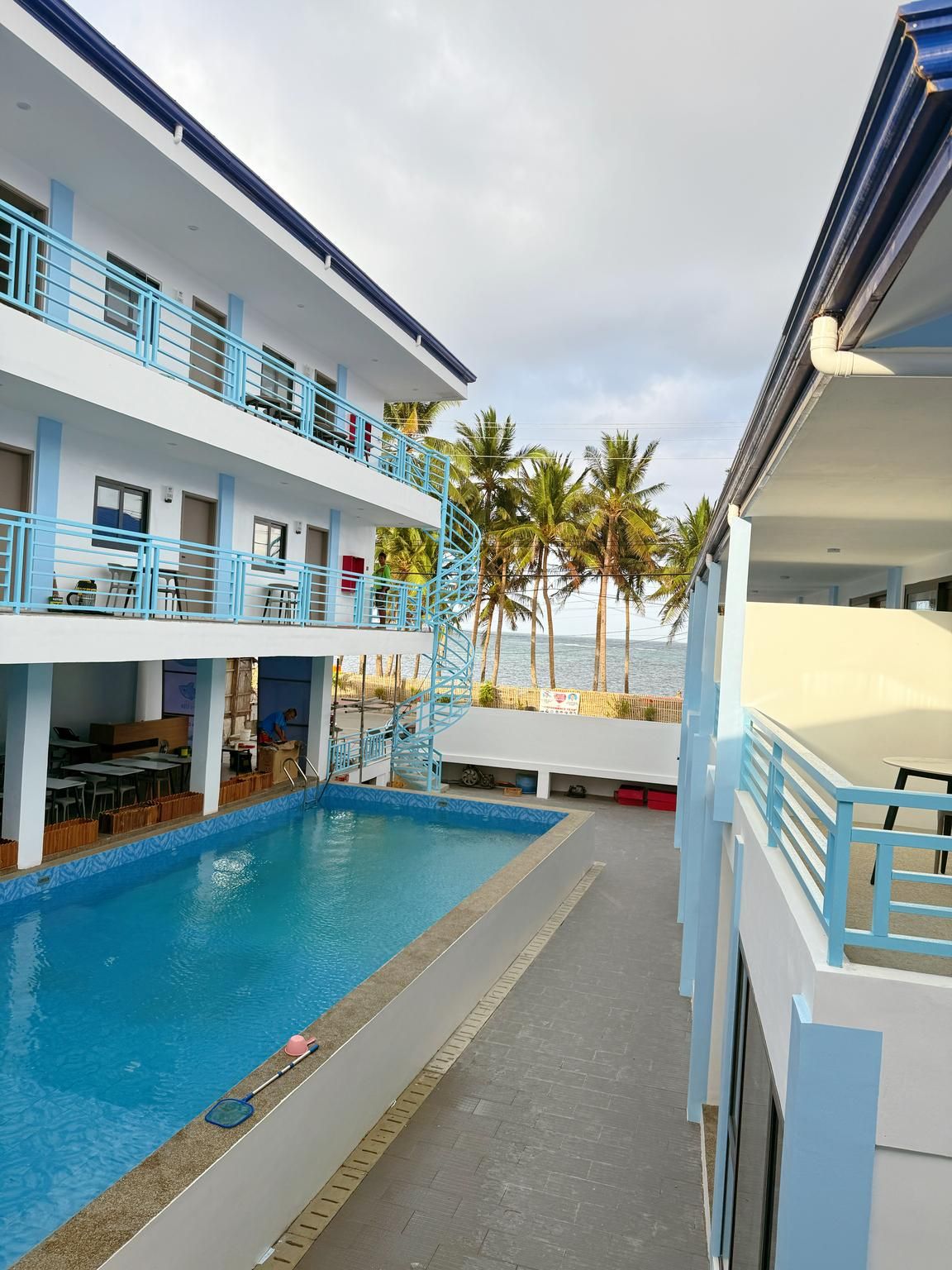 5638bca75fa6556883612558c4574803