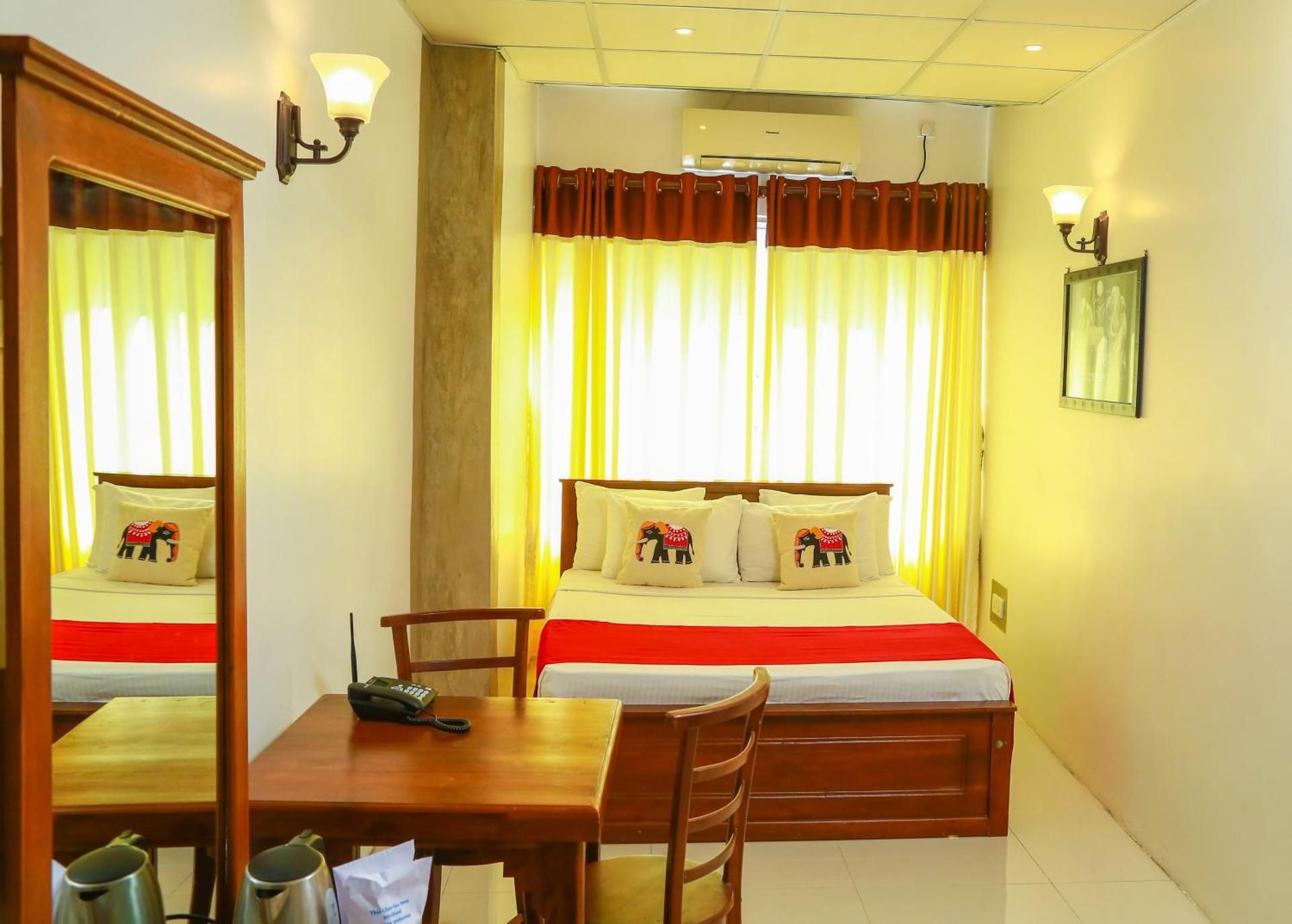 Elegance Range Resort Deluxe Double Room 2