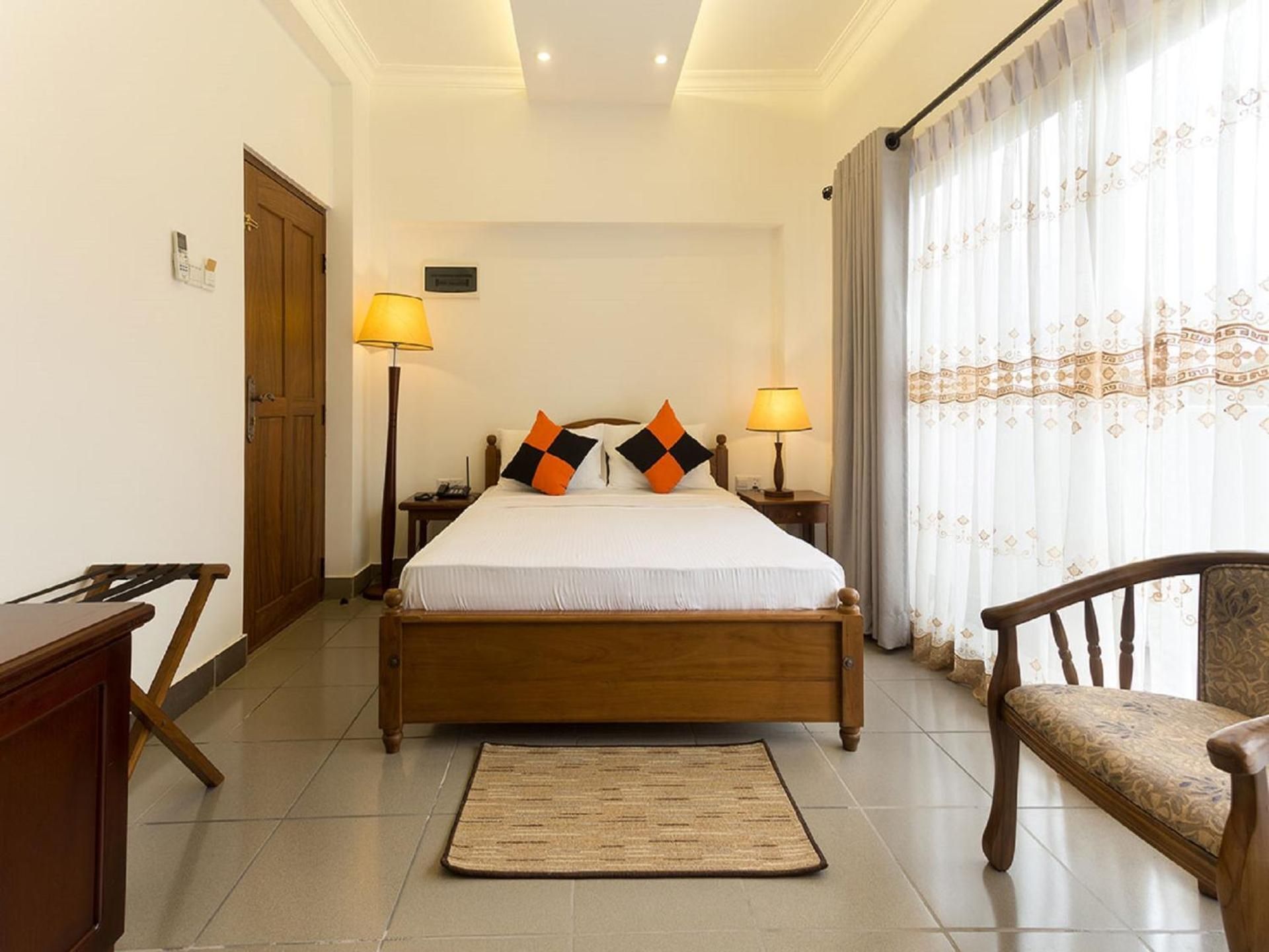 Heaven Seven Kandy Hotel Deluxe Double Room