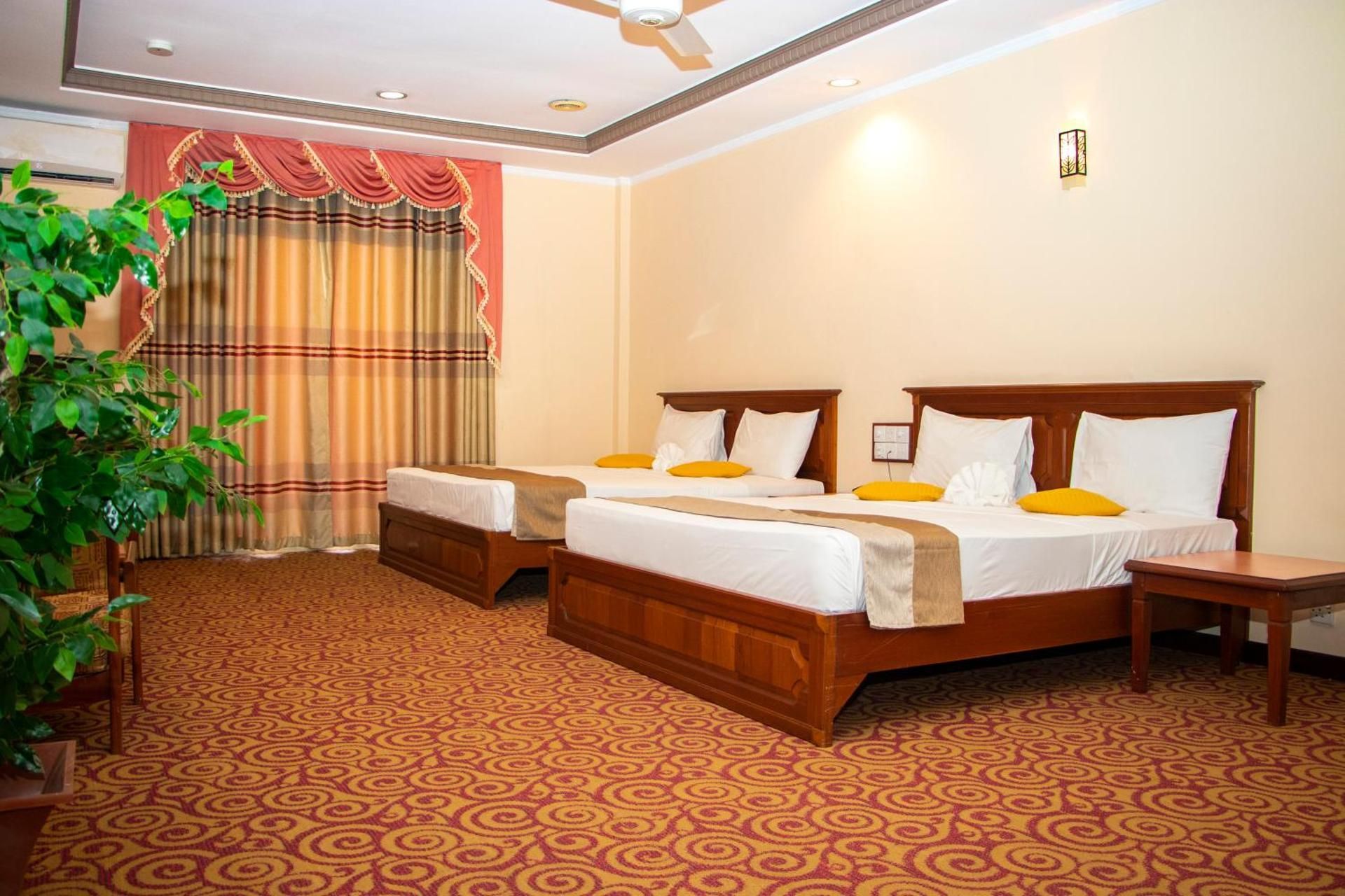 Family Room with Lake View