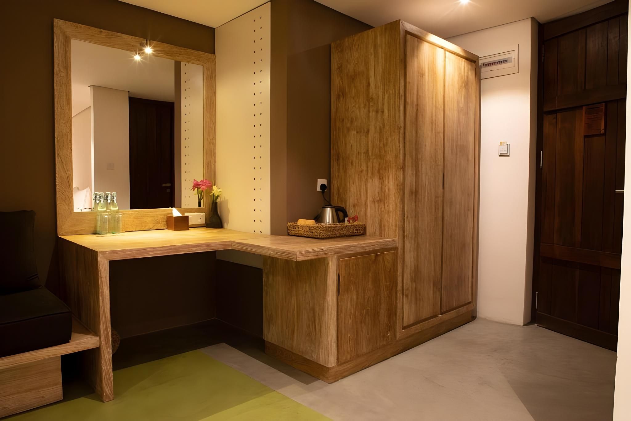 Deluxe Mountain View