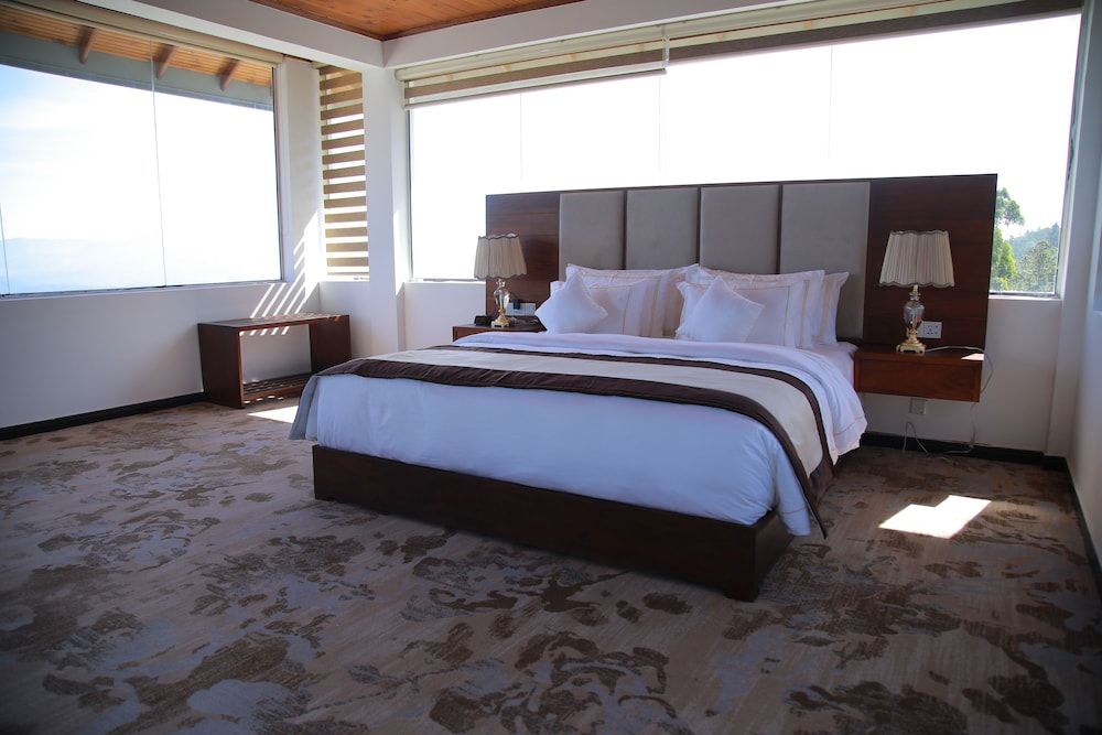 Suite, Mountain View