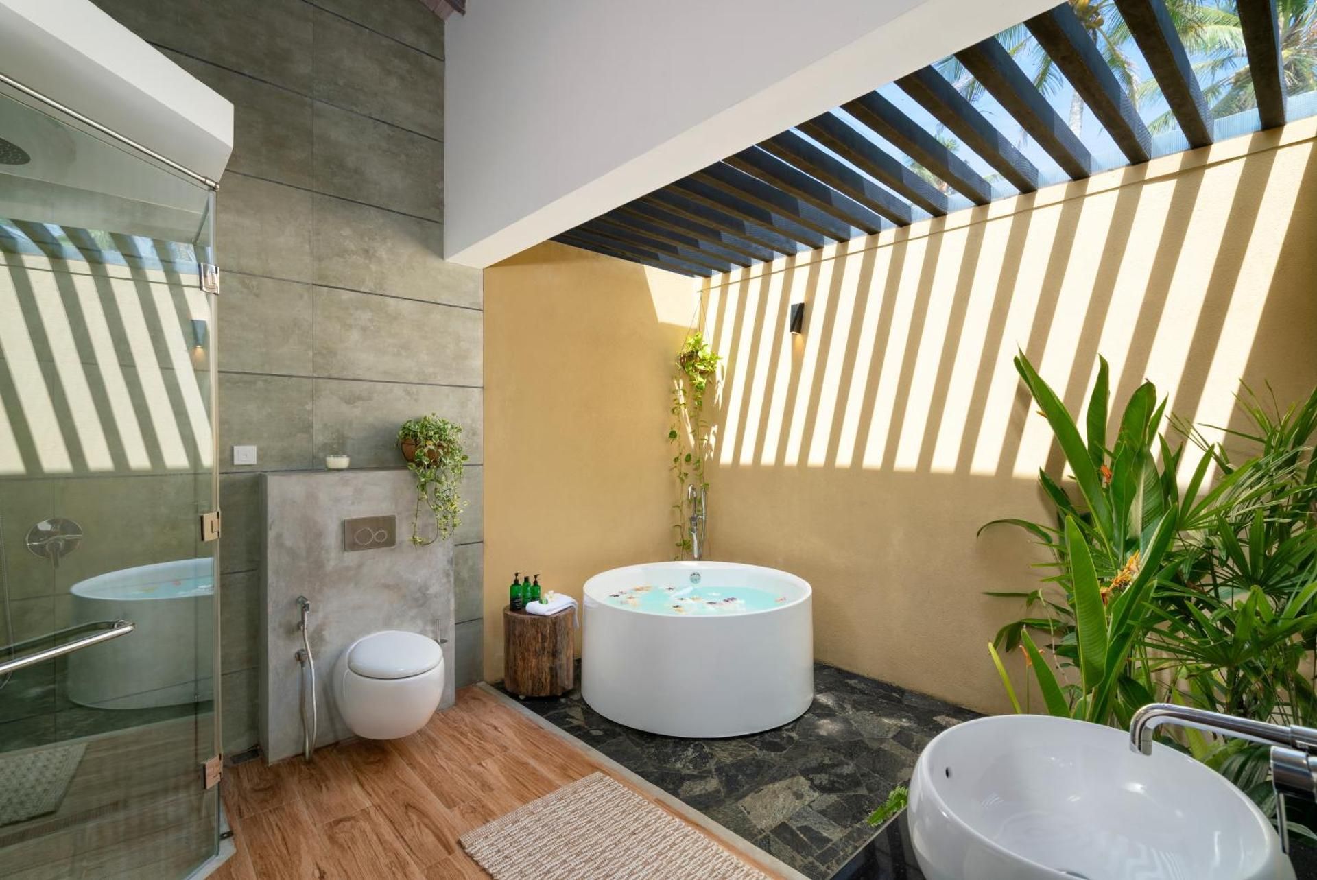 Luxury Villa with 10% Discount on Food & Beverage + All Property Services (Excluding Spa)