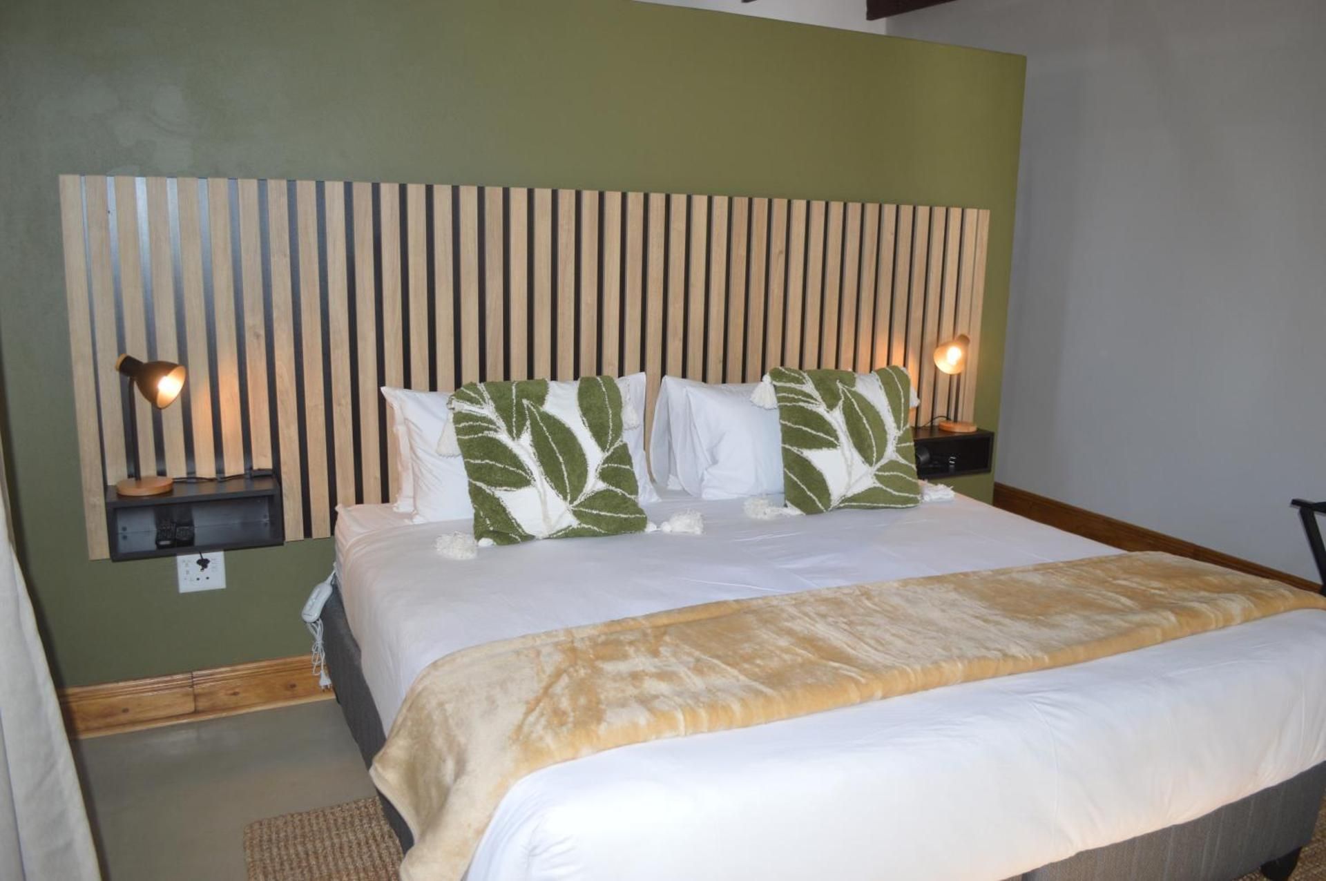Deluxe Double or Twin Room with Garden View