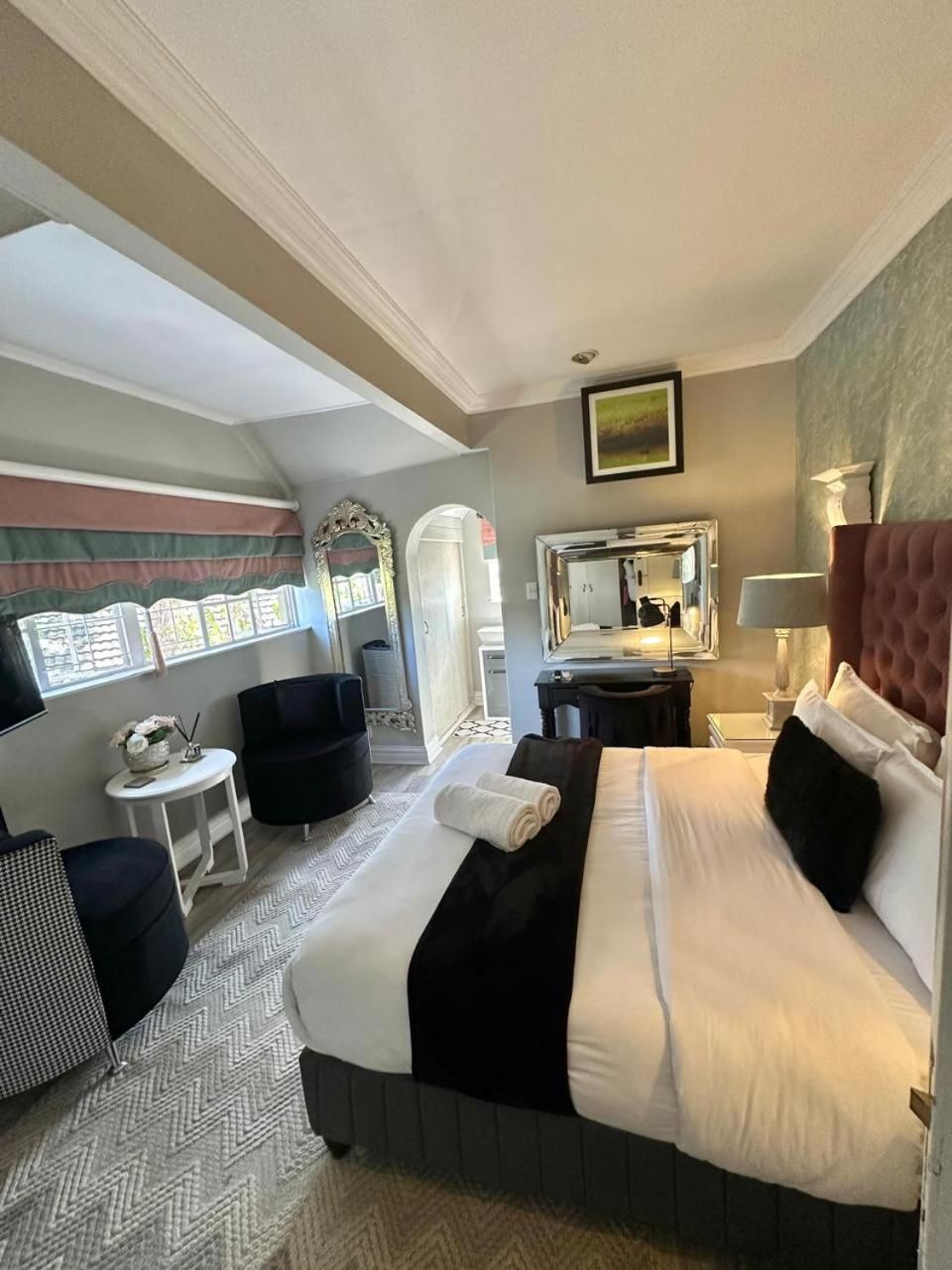 Deluxe Double Room with Shower