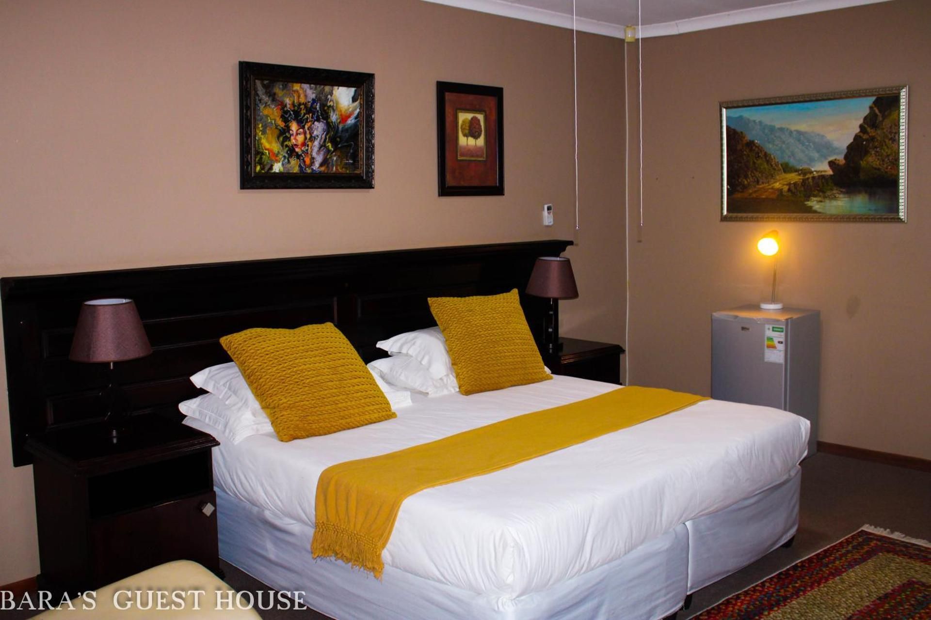 Deluxe Queen Suite