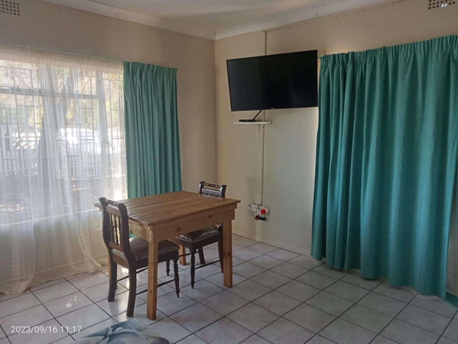 Twin Room with Private Bathroom