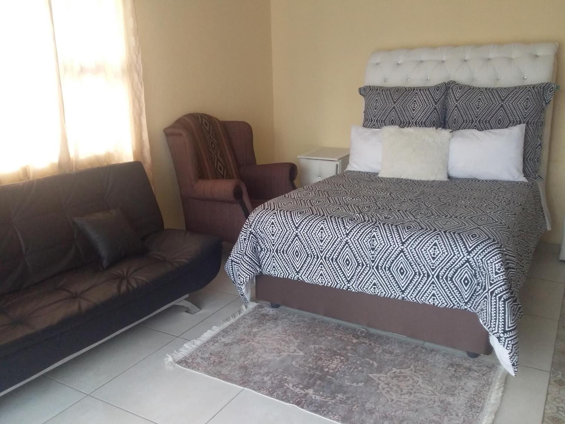 Deluxe Double Room with Shower