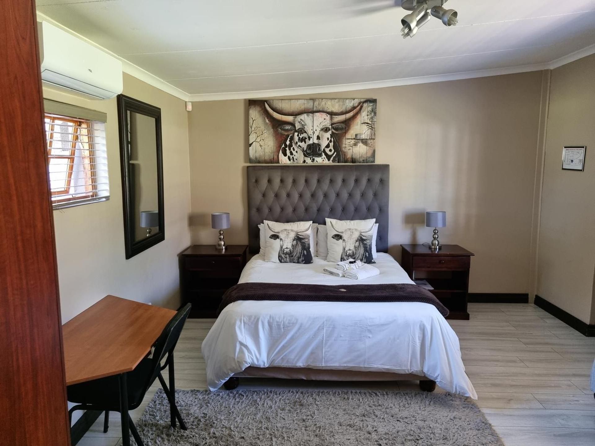 Deluxe King Suite