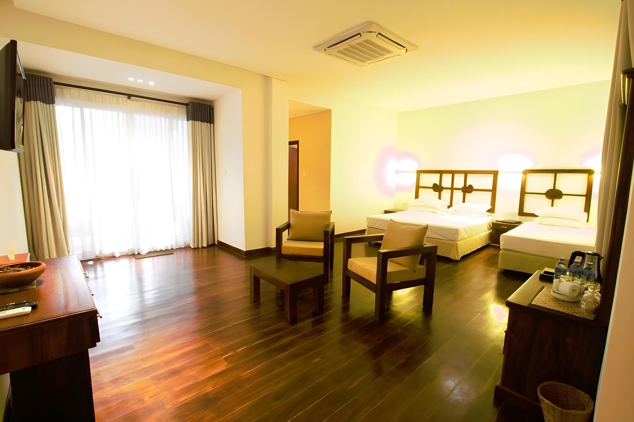 Avasta Resort Wijaya Leisure Deluxe Triple Room 2