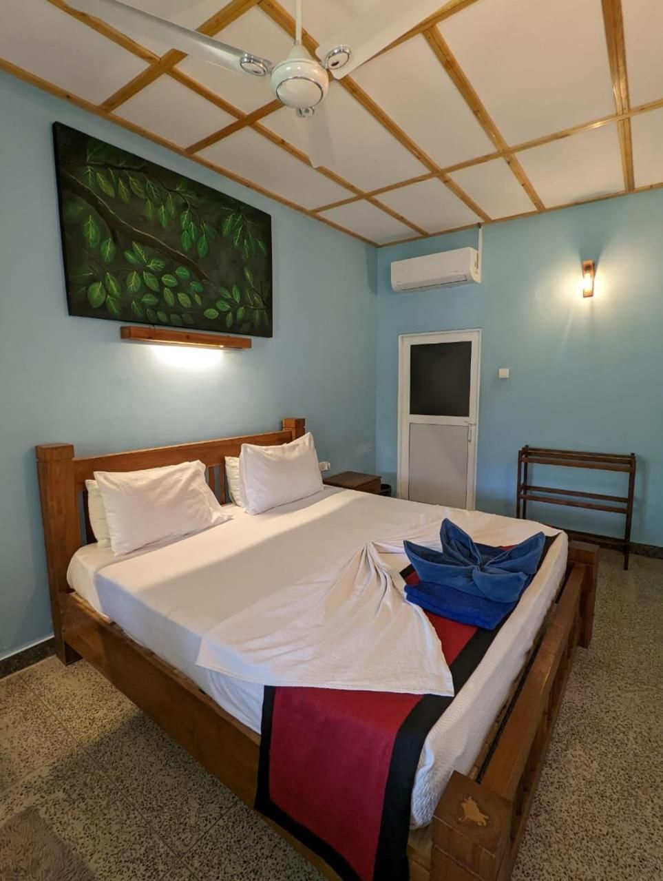 Junior Suite with Garden View