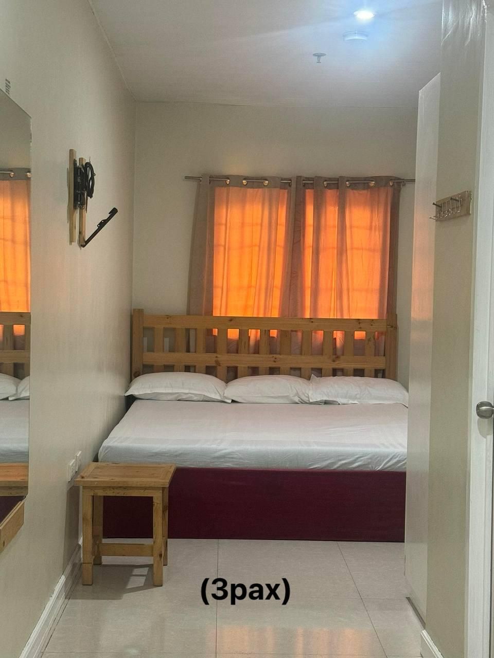 King Bed Suite