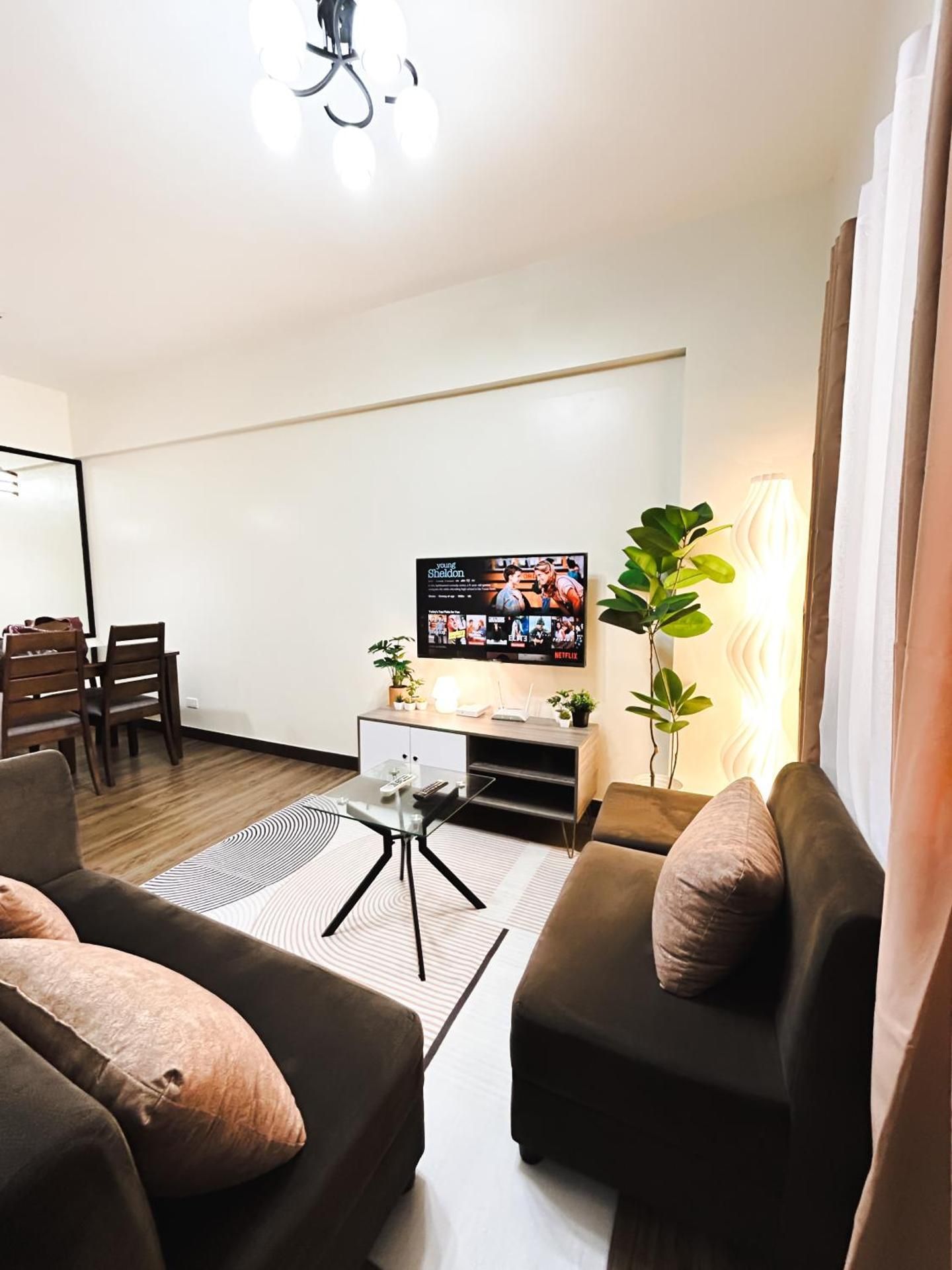 Two-Bedroom Apartment with City View