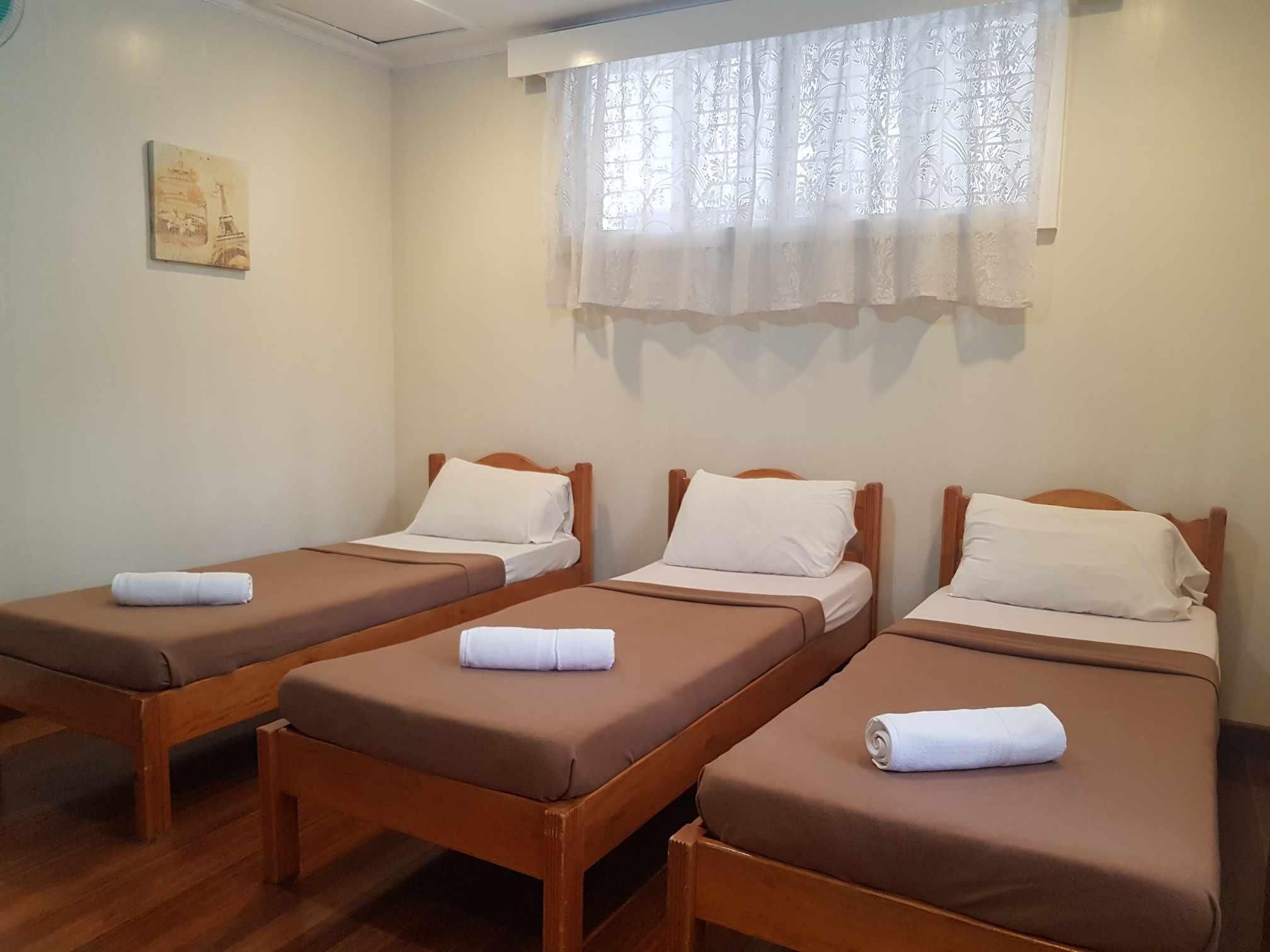 Triple Room