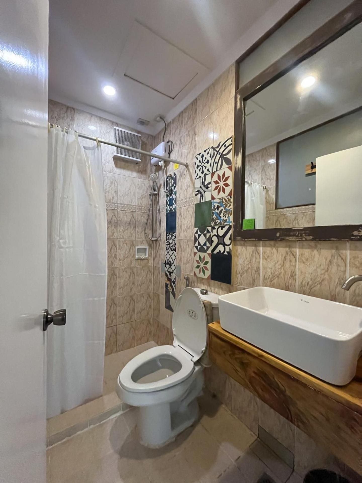 Double Room with Private External Bathroom
