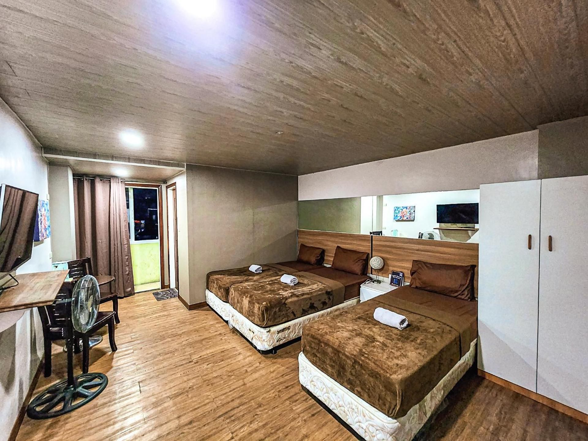 Standard Triple Room with Balcony