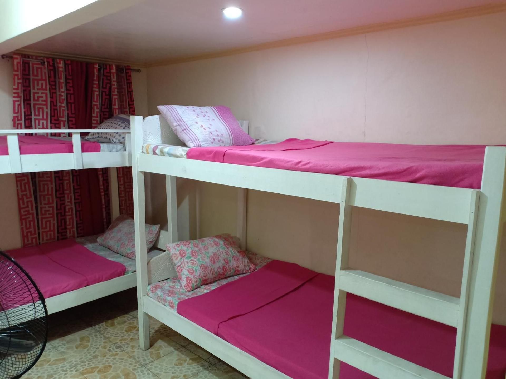 AC Asistin Transient House