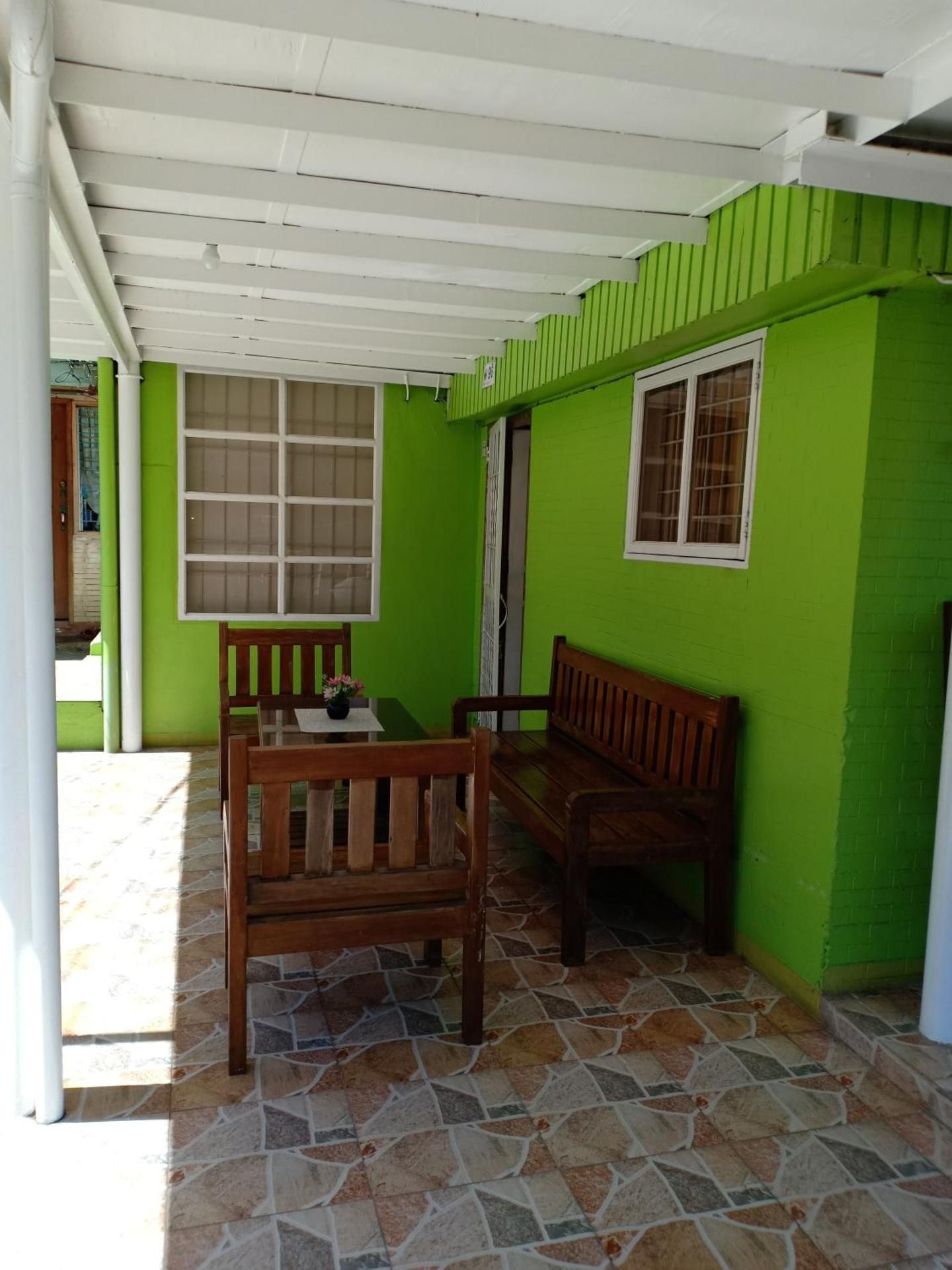 AC Asistin Transient House