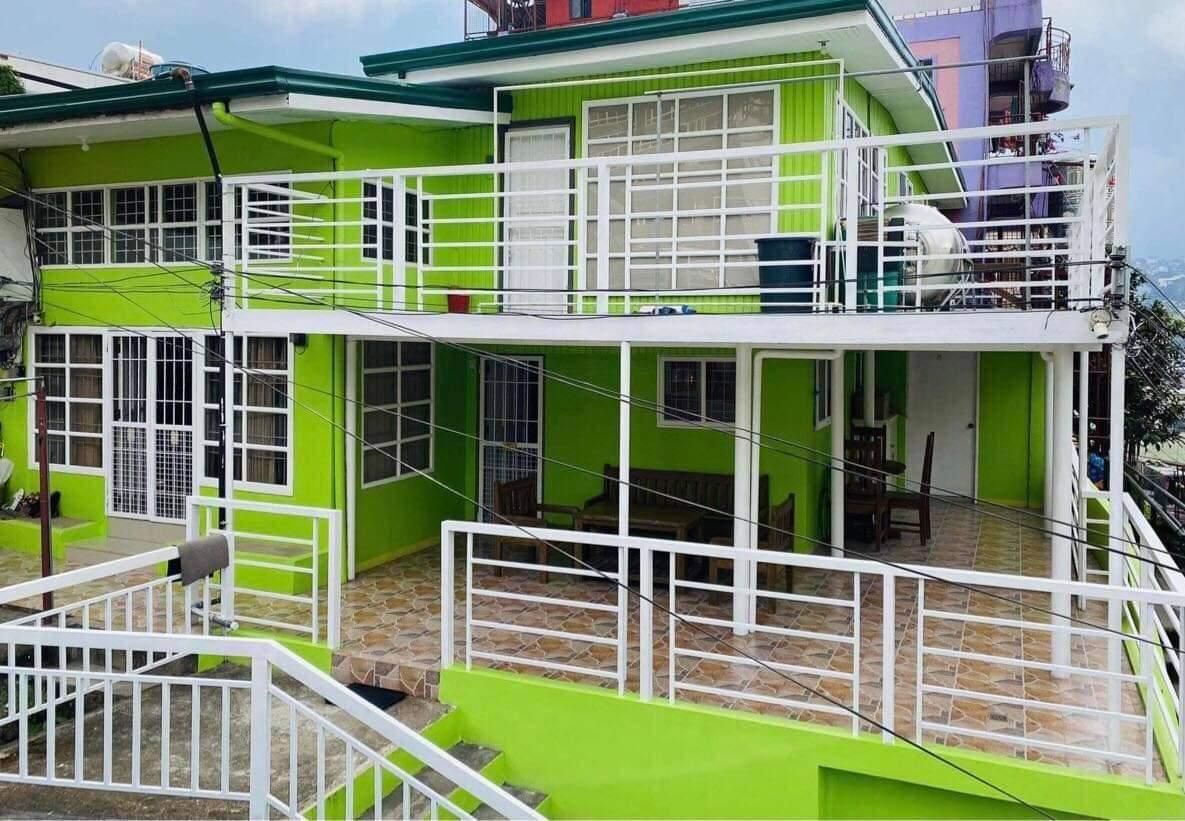 AC Asistin Transient House