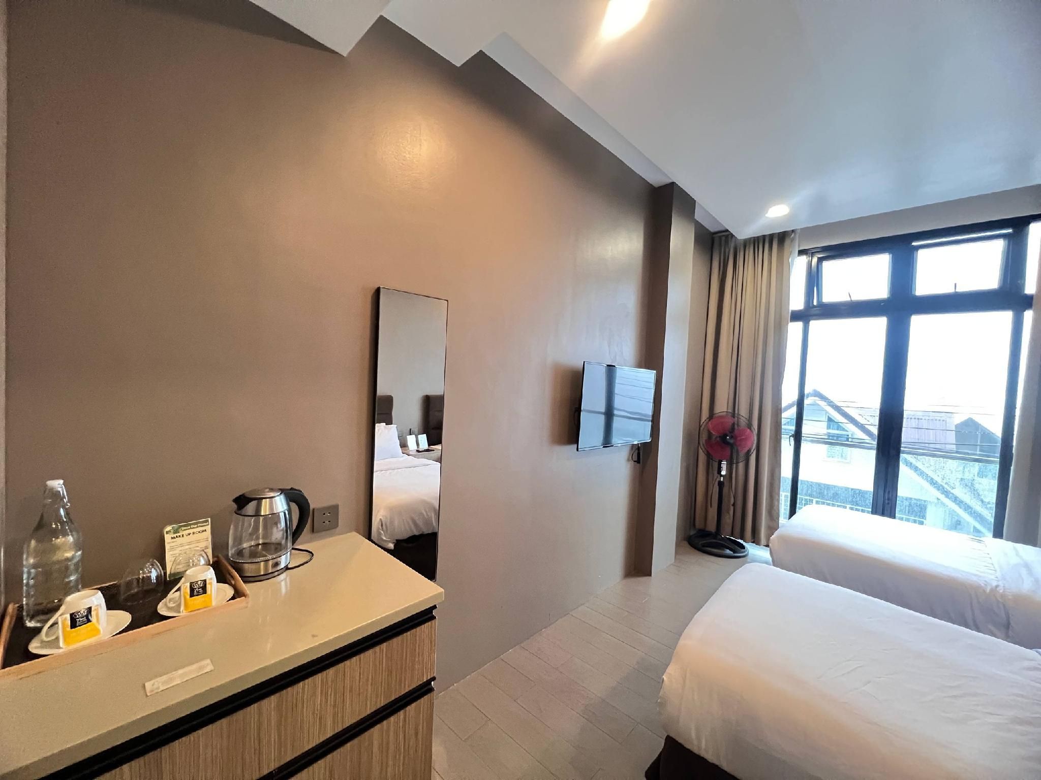 Standard Twin City View