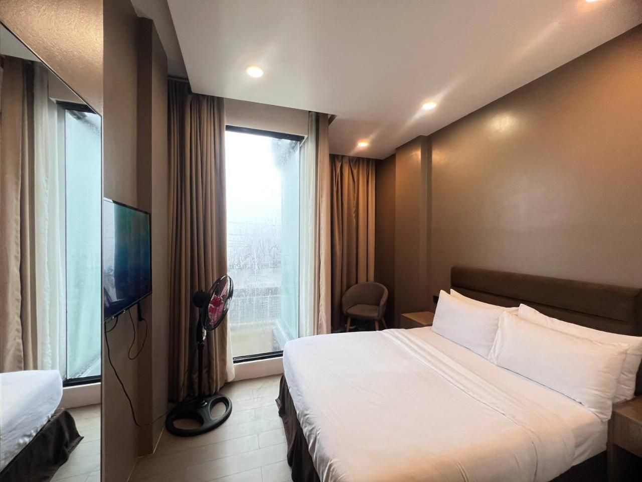 Standard Double Room with View