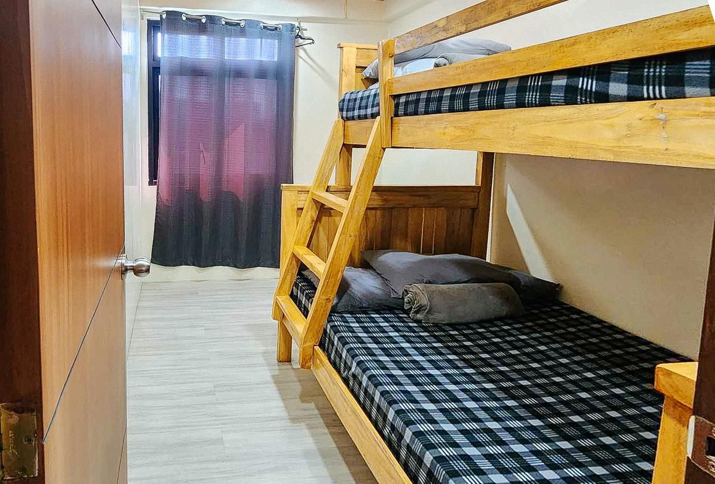Double Room with Share Bathroom