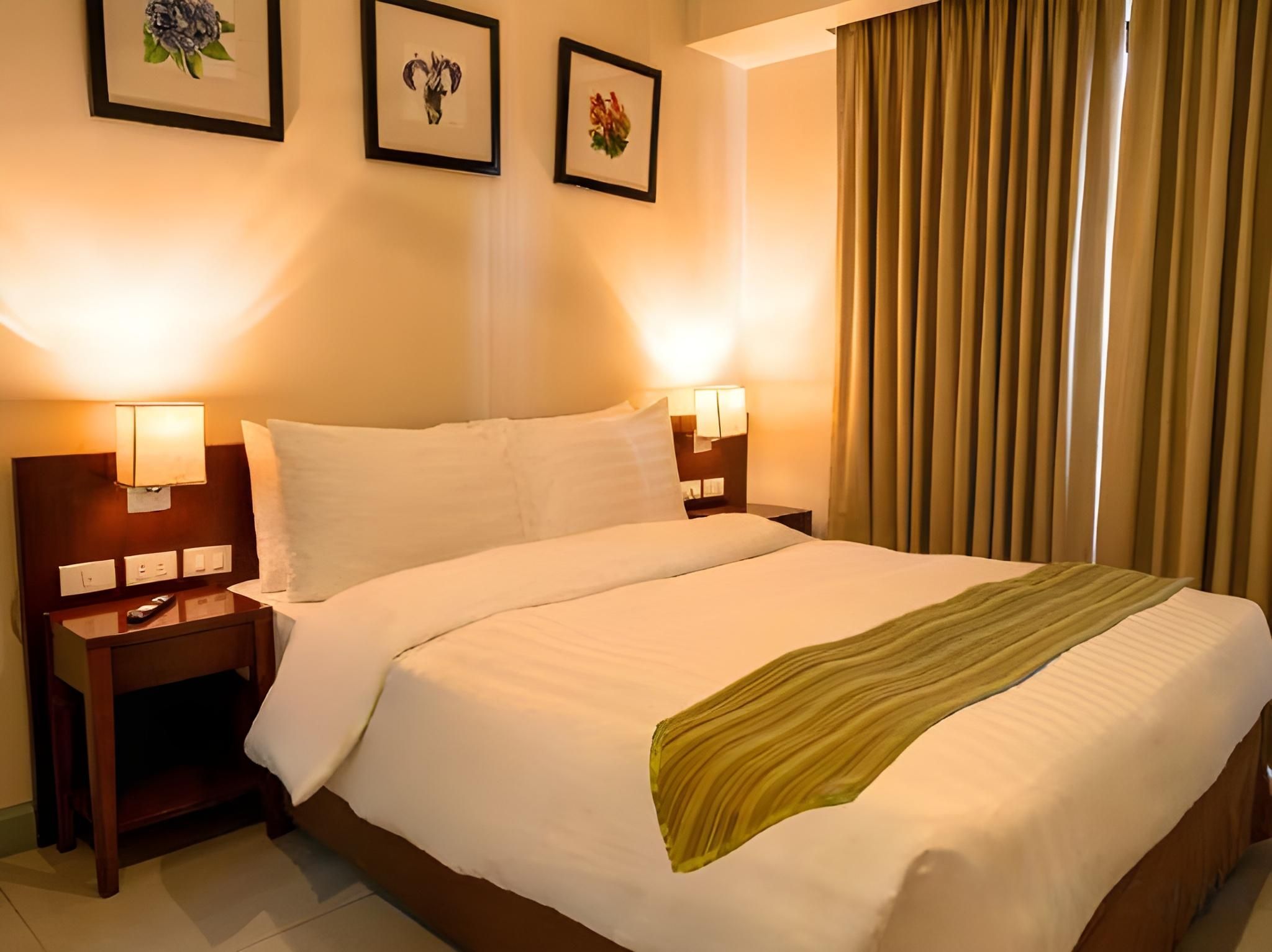 Azalea Hotels & Residences Baguio TWO BEDROOM CENTER APARTMENT (NO VIEW)