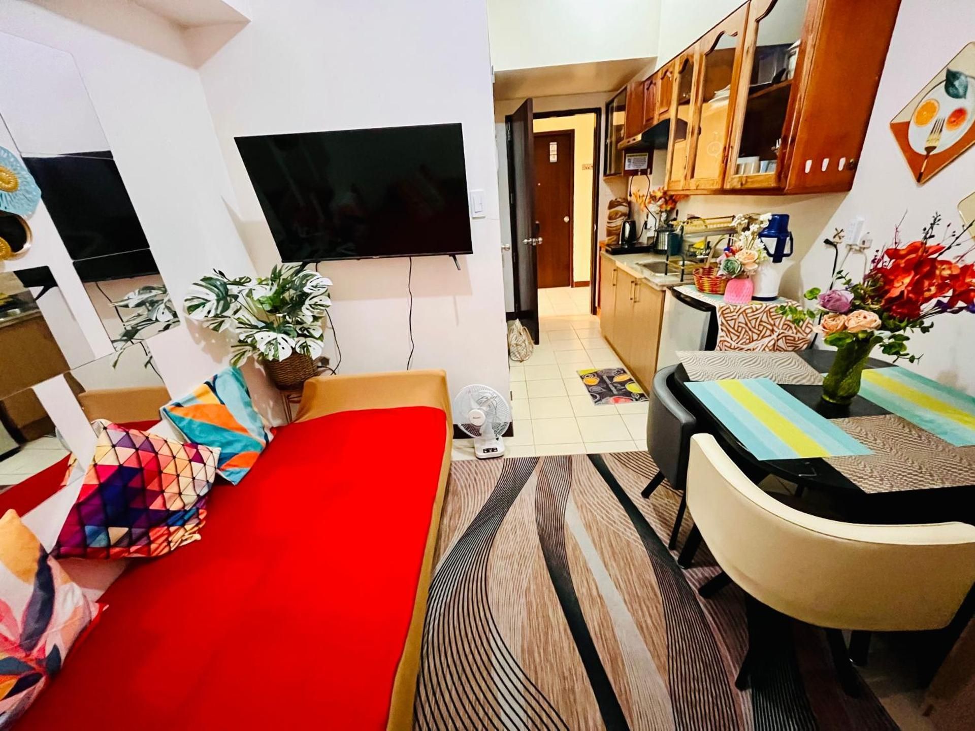 Studio with Balcony