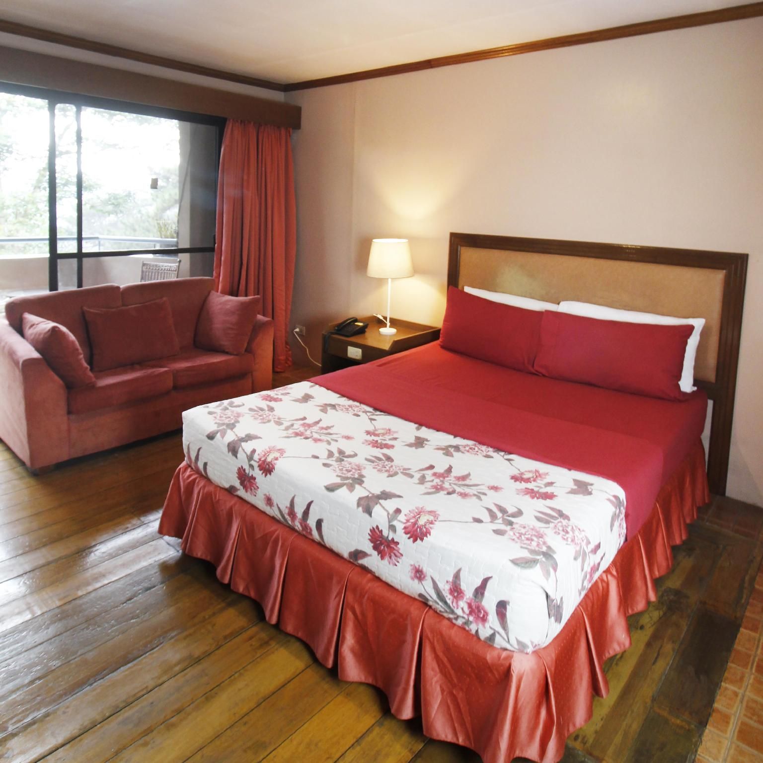 Queen Room