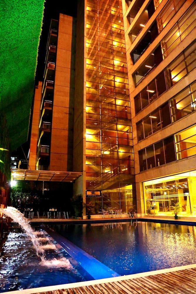 21b26ffee26d85f7f58a549b659cddeb