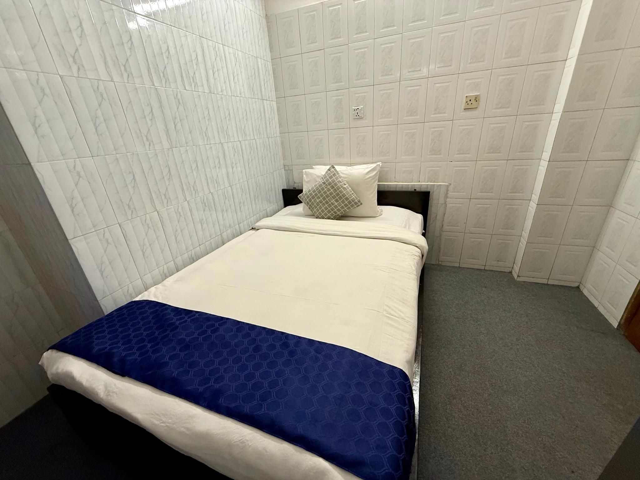 Economic Single Room