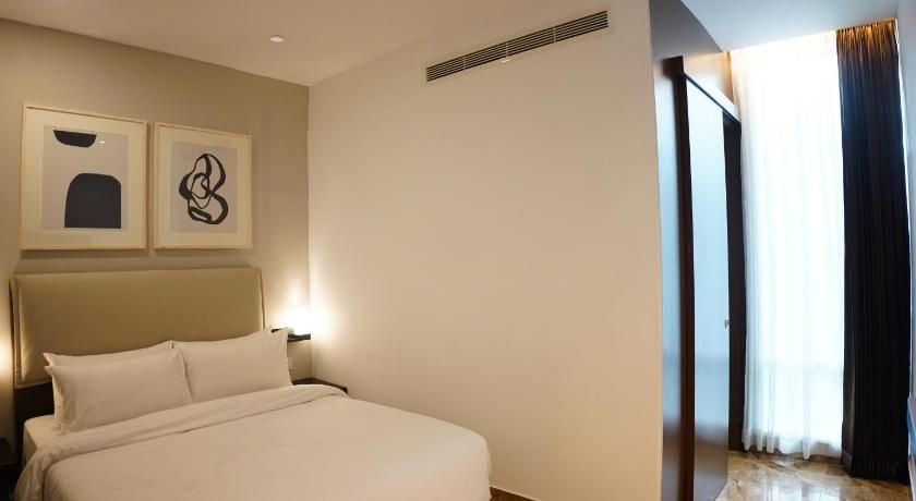 Empyrean Dhaka City Centre Deluxe King Room 6